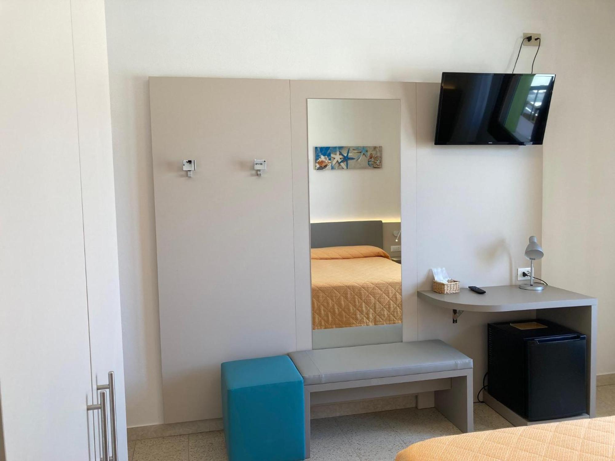 Hotel Giacomazzo Caorle Exterior photo